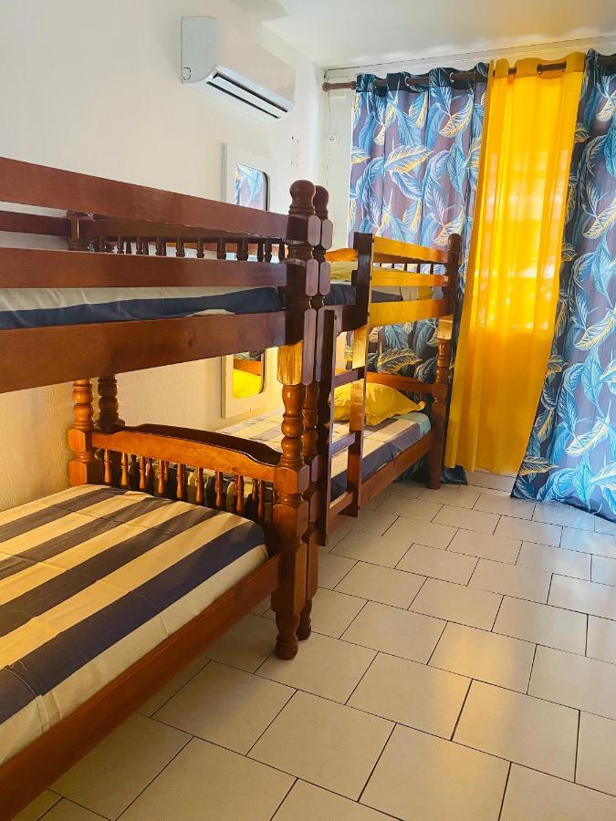 Auberge K-Wan Hostel - Proche Plages Deshaies Exterior foto